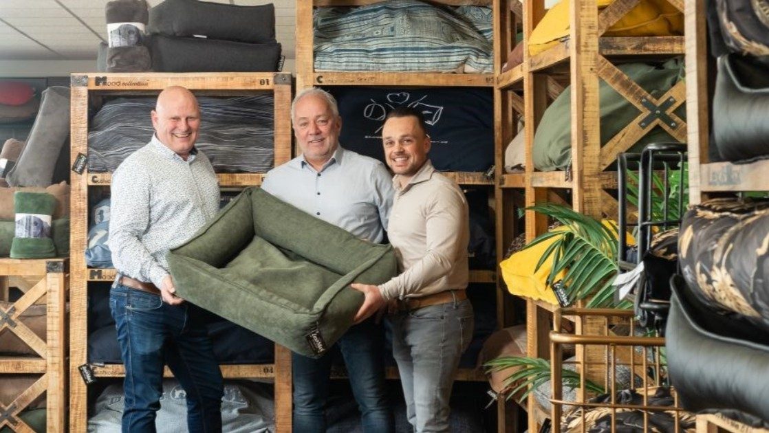 Overname-aankondiging Lex en Max door Johnson Petfoods, mei 2024.
